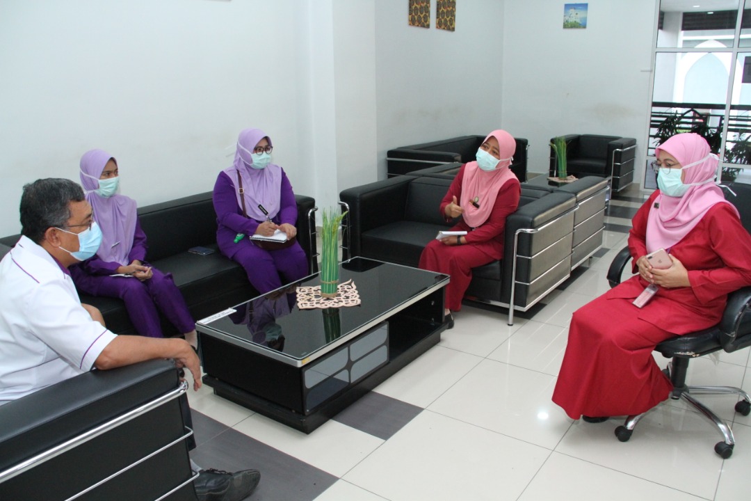 775b34c0-6bcf-49a1-9bcc-fadfd5f4328a.jpg