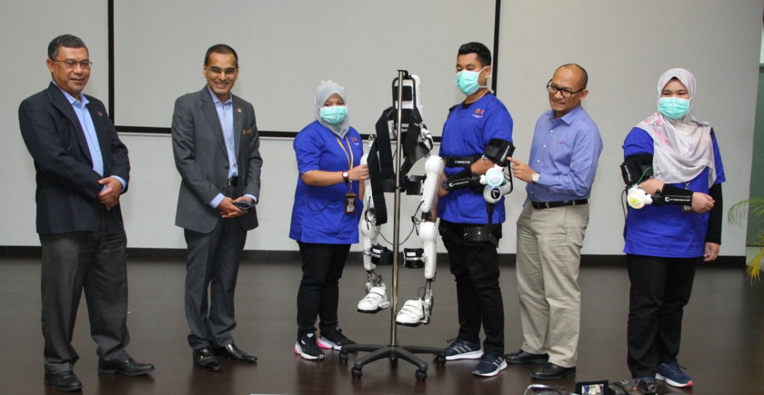 HOSPITAL USM TAWAR RAWATAN REHABILITASI ROBOTIK 2