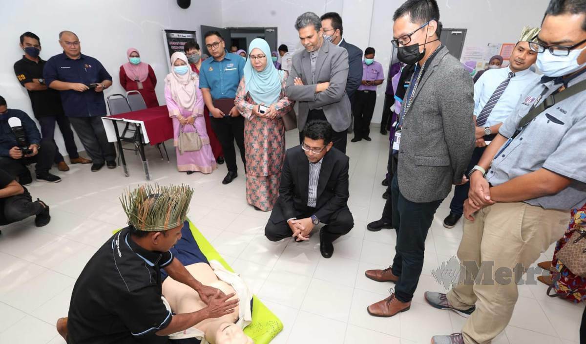 SUKARELAWAN PERTINGKAT KHIDMAT KESIHATAN DI PEDALAMAN